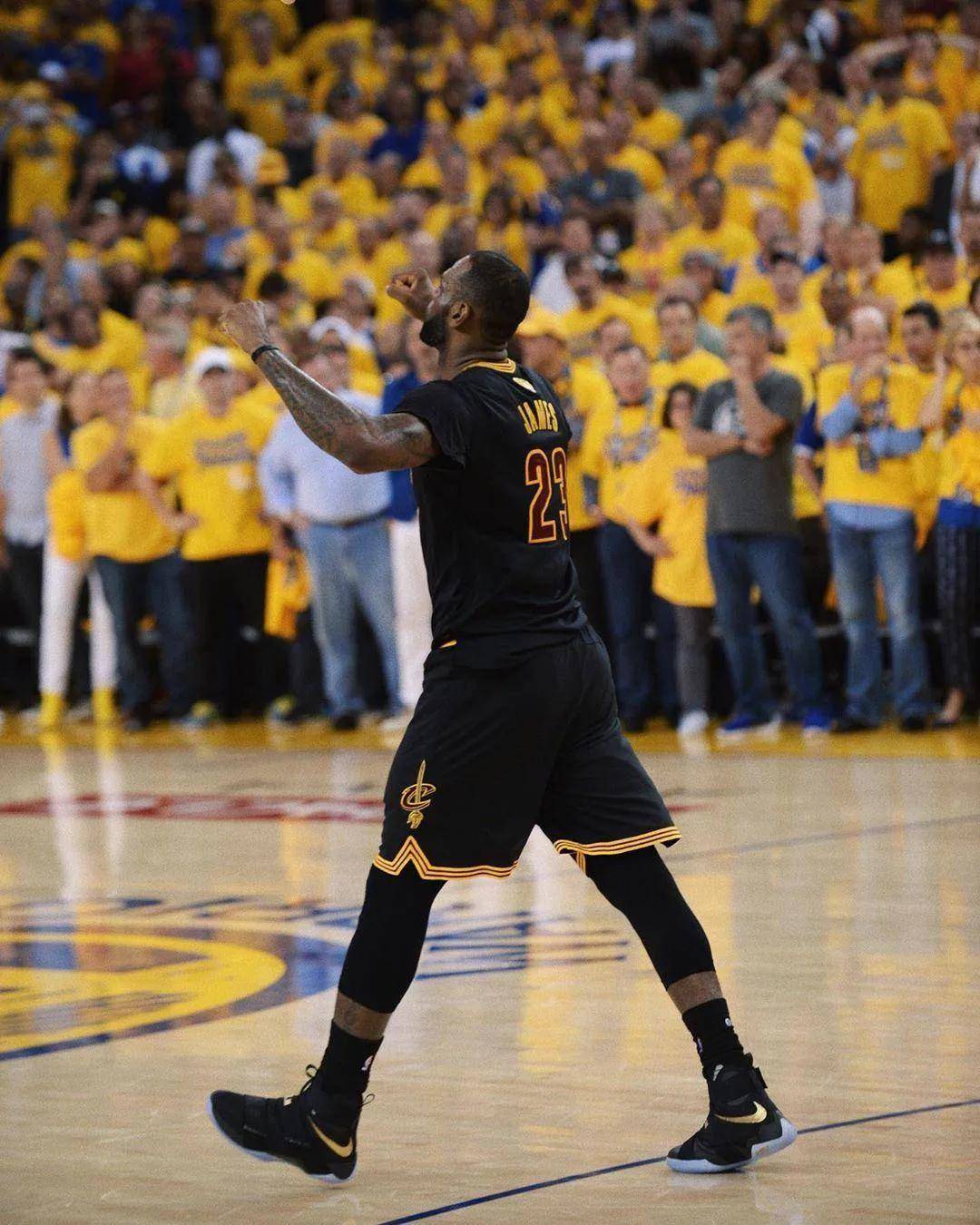 通过定位球 通过定位球