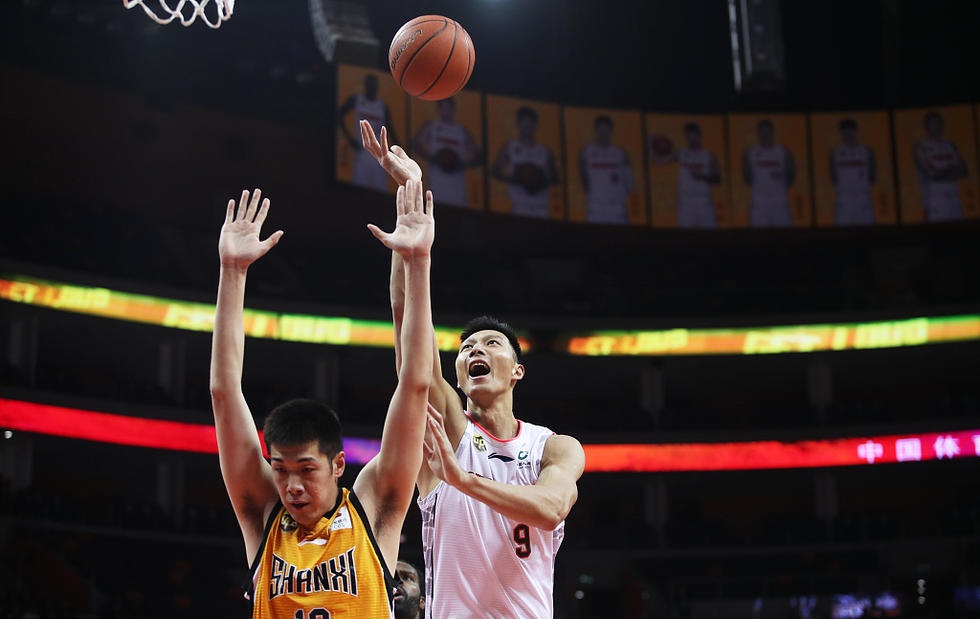 把后场出球 把后场出球